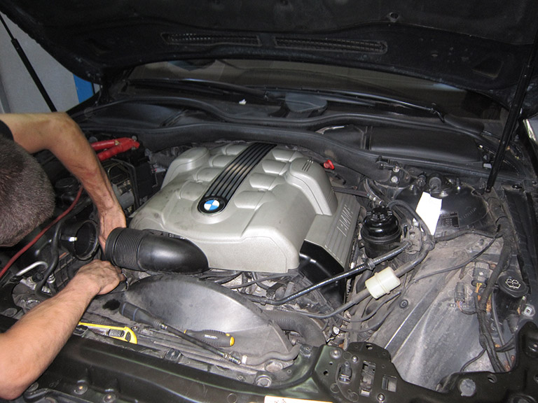 BMW E65 Ölverlust Vakuumpumpe 3